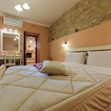 Appartamento Venturini Trevi Bagian luar foto