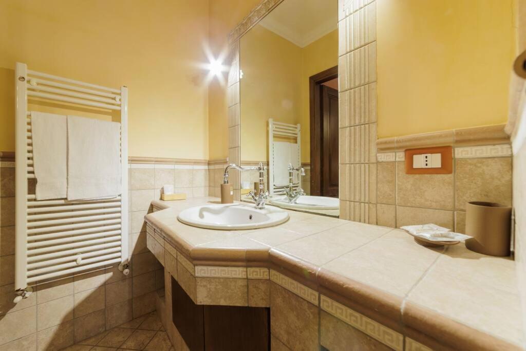Appartamento Venturini Trevi Bagian luar foto